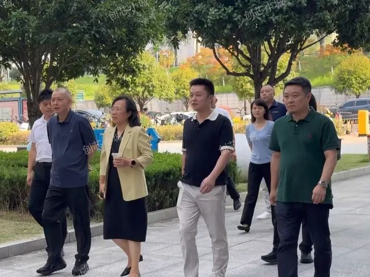 海南省委宣传部副部长周春华一行到访风云星芒OPC基地