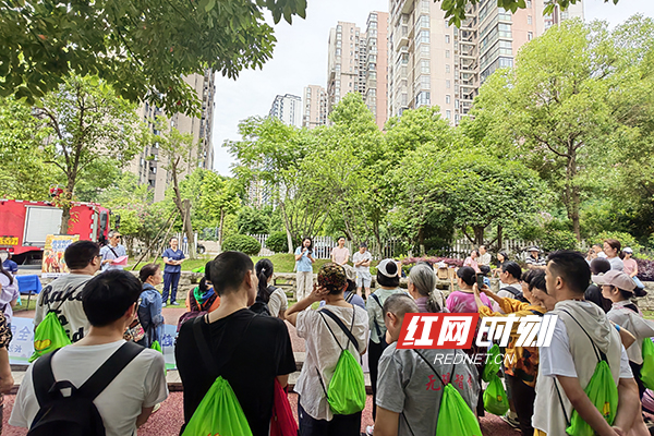 5公里，一群人，一颗心，助残日徒步赛温情“开走”